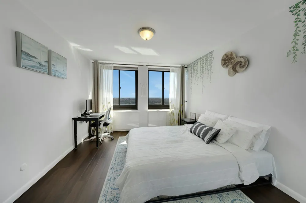 200 WINSTON DR Cliffside Park, NJ 07010