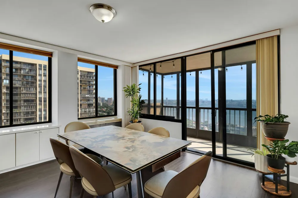 200 WINSTON DR Cliffside Park, NJ 07010