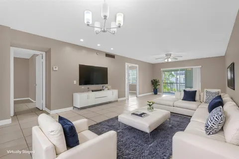 3360 SPANISH MOSS TERRACE #211