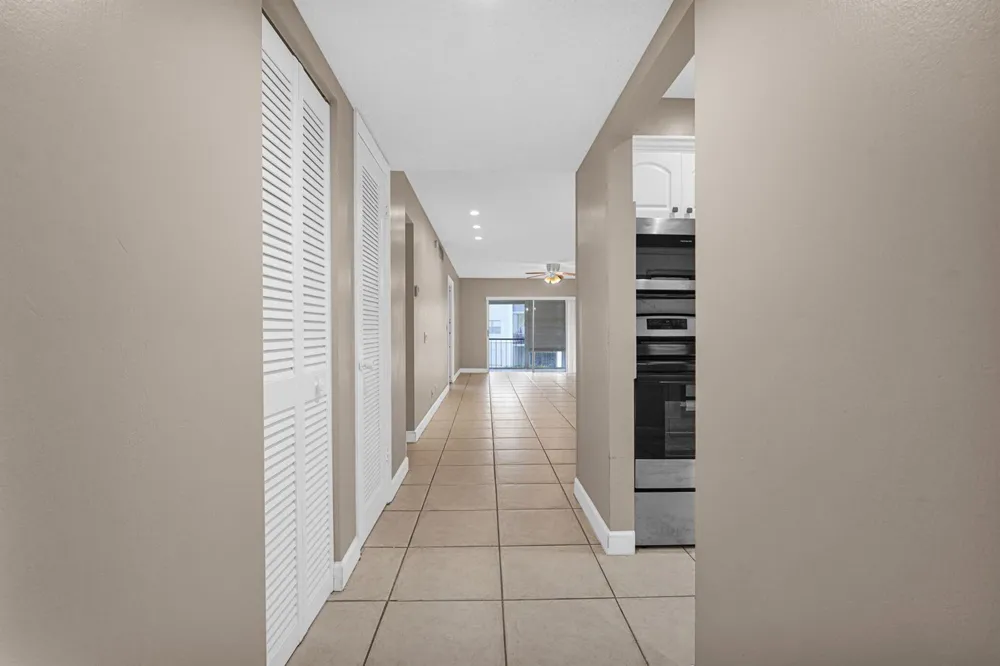 3360 SPANISH MOSS TERRACE #211 Lauderhill, FL 33319
