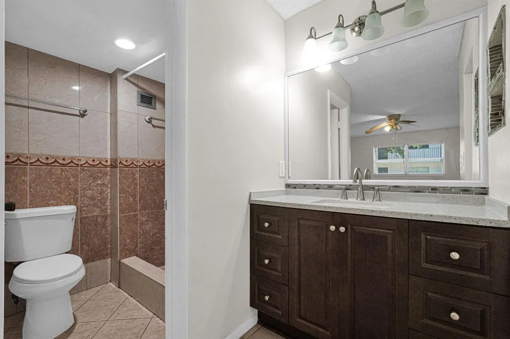 3360 SPANISH MOSS TERRACE #211 Lauderhill, FL 33319