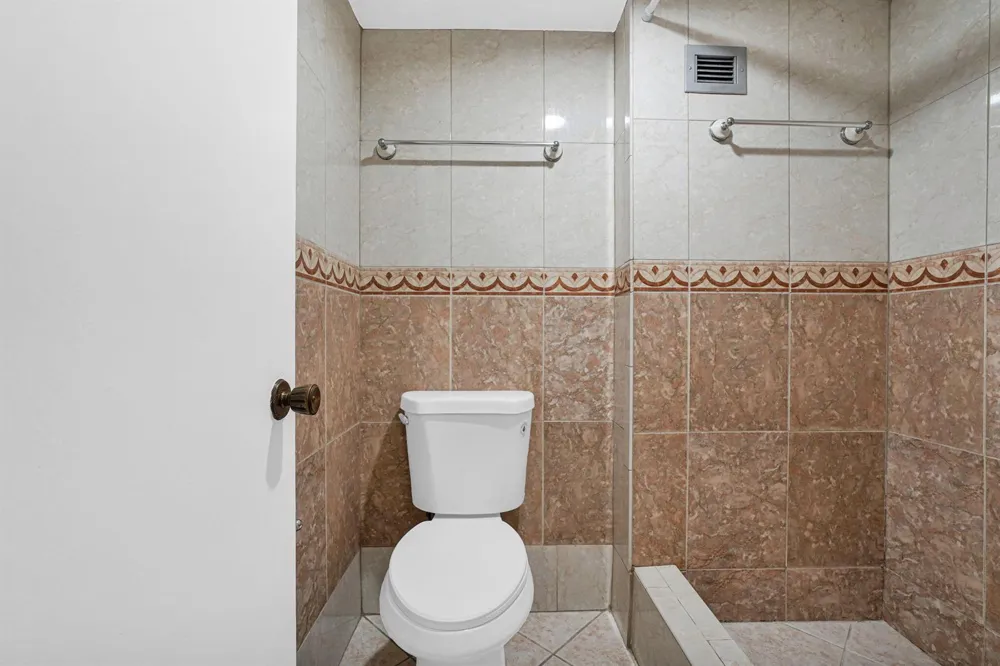 3360 SPANISH MOSS TERRACE #211 Lauderhill, FL 33319