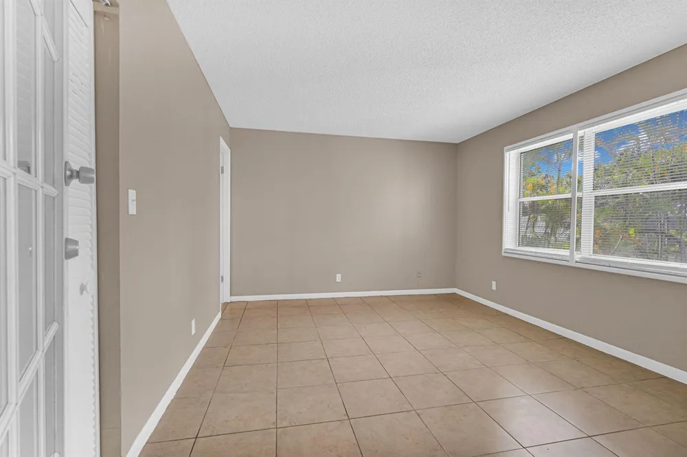 3360 SPANISH MOSS TERRACE #211 Lauderhill, FL 33319
