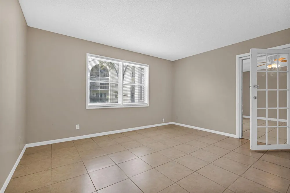 3360 SPANISH MOSS TERRACE #211 Lauderhill, FL 33319