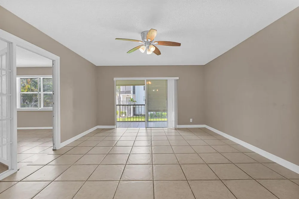 3360 SPANISH MOSS TERRACE #211 Lauderhill, FL 33319