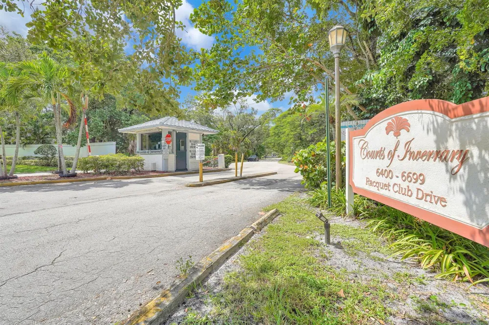 3360 SPANISH MOSS TERRACE #211 Lauderhill, FL 33319