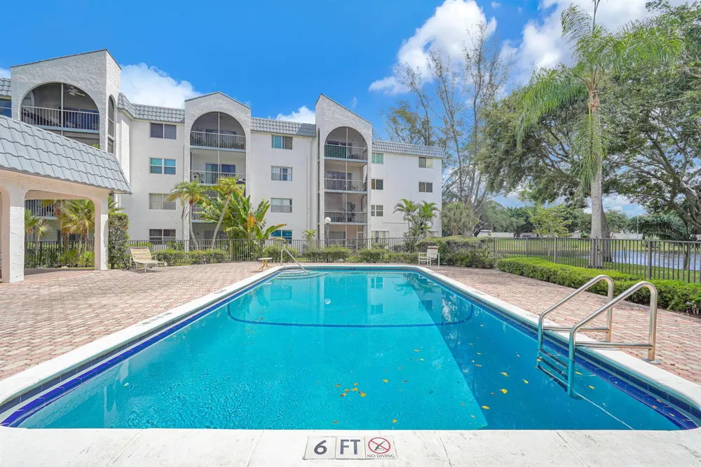 3360 SPANISH MOSS TERRACE #211 Lauderhill, FL 33319