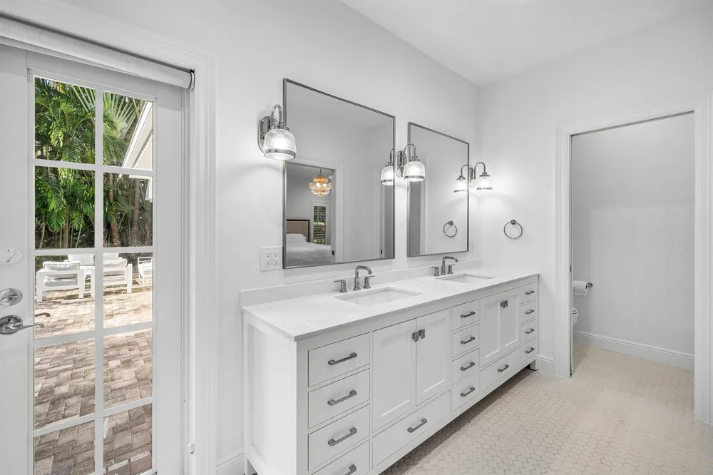 5555 Ocean Boulevard Ocean Ridge, FL 33435
