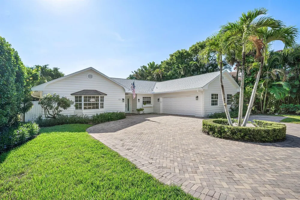 5555 Ocean Boulevard Ocean Ridge, FL 33435