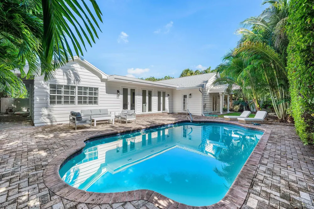 5555 Ocean Boulevard Ocean Ridge, FL 33435