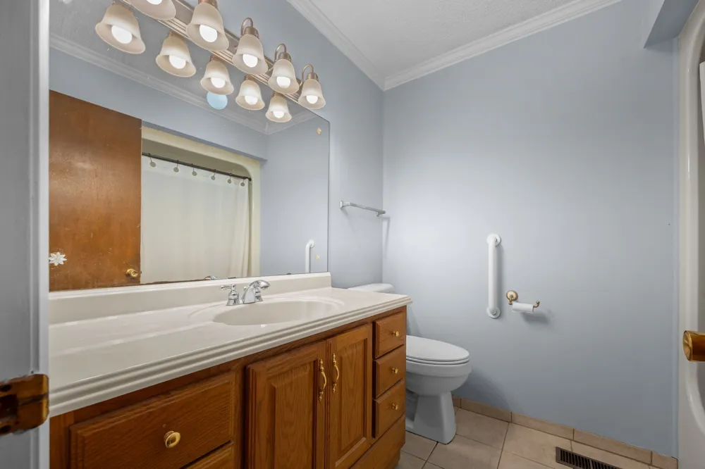 210 Lee Ave Woodbury, TN 37190