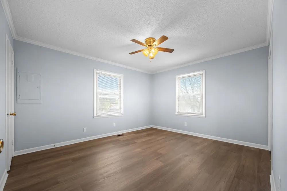 210 Lee Ave Woodbury, TN 37190