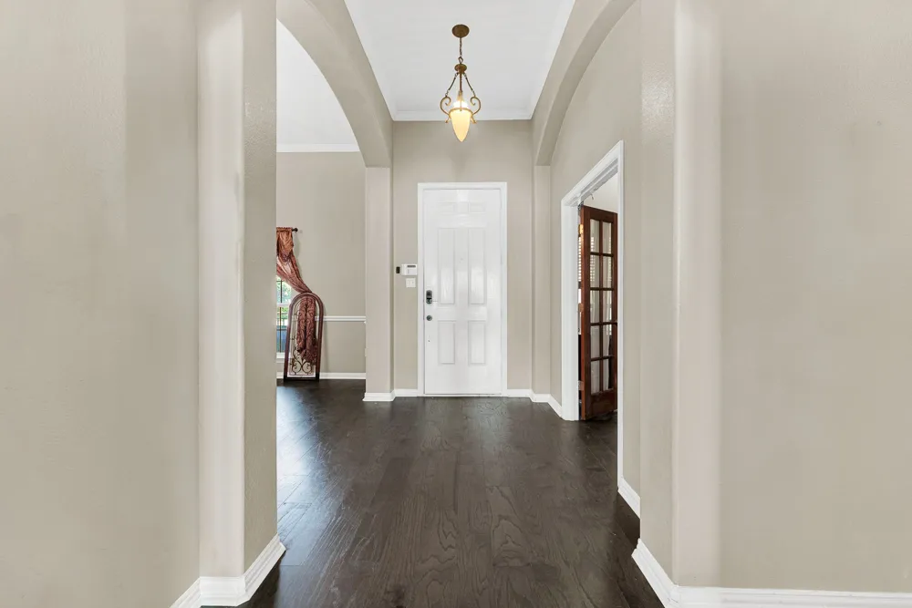 8120 Holliday Road Lantana, TX 76226