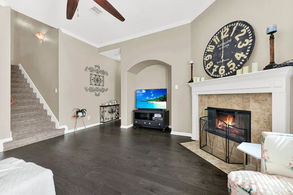 8120 Holliday Road Lantana, TX 76226