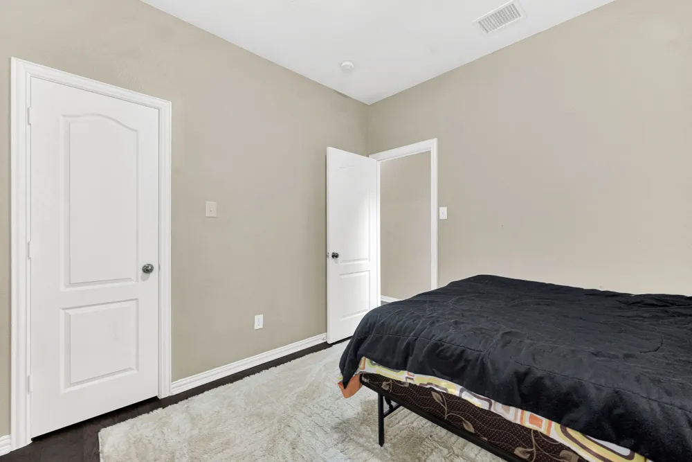 8120 Holliday Road Lantana, TX 76226
