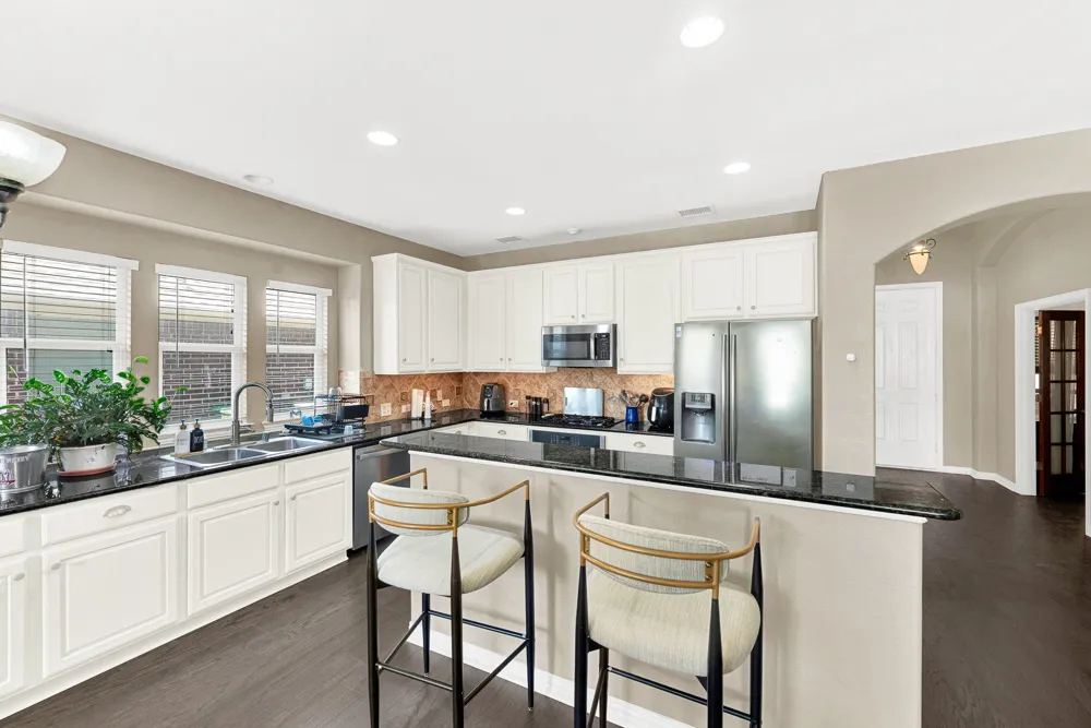 8120 Holliday Road Lantana, TX 76226