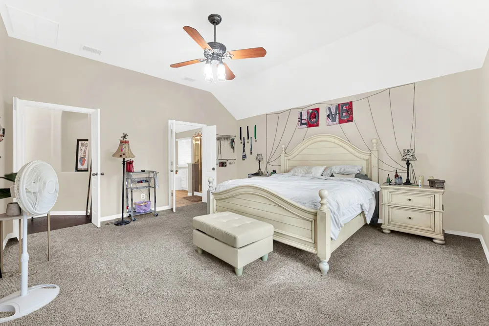 8120 Holliday Road Lantana, TX 76226