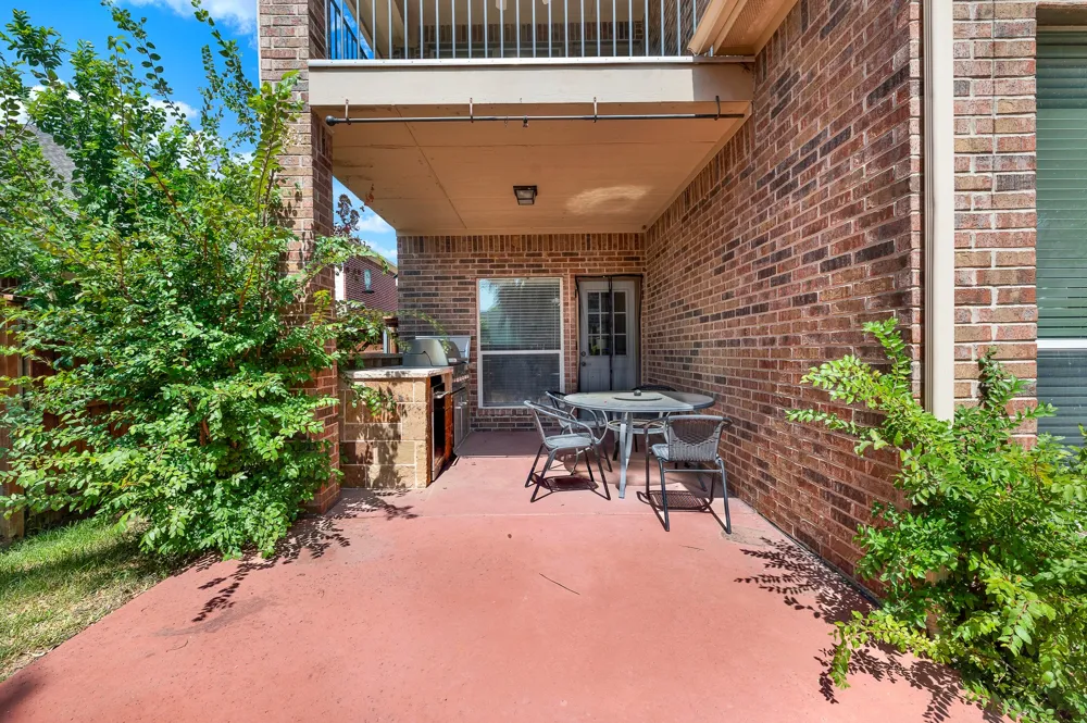 8120 Holliday Road Lantana, TX 76226