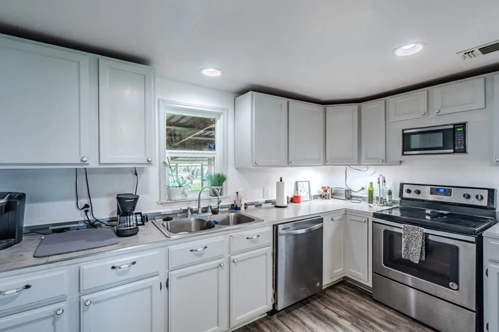 6017 E Hwy 67 Alvarado, TX 76009