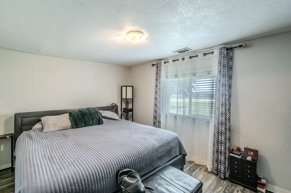 6017 E Hwy 67 Alvarado, TX 76009