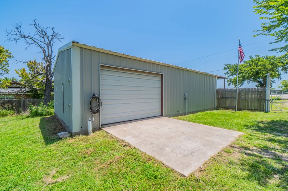 6017 E Hwy 67 Alvarado, TX 76009