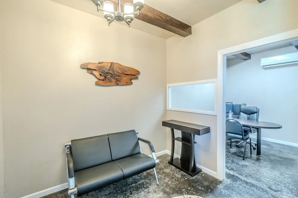 6017 E Hwy 67 Alvarado, TX 76009