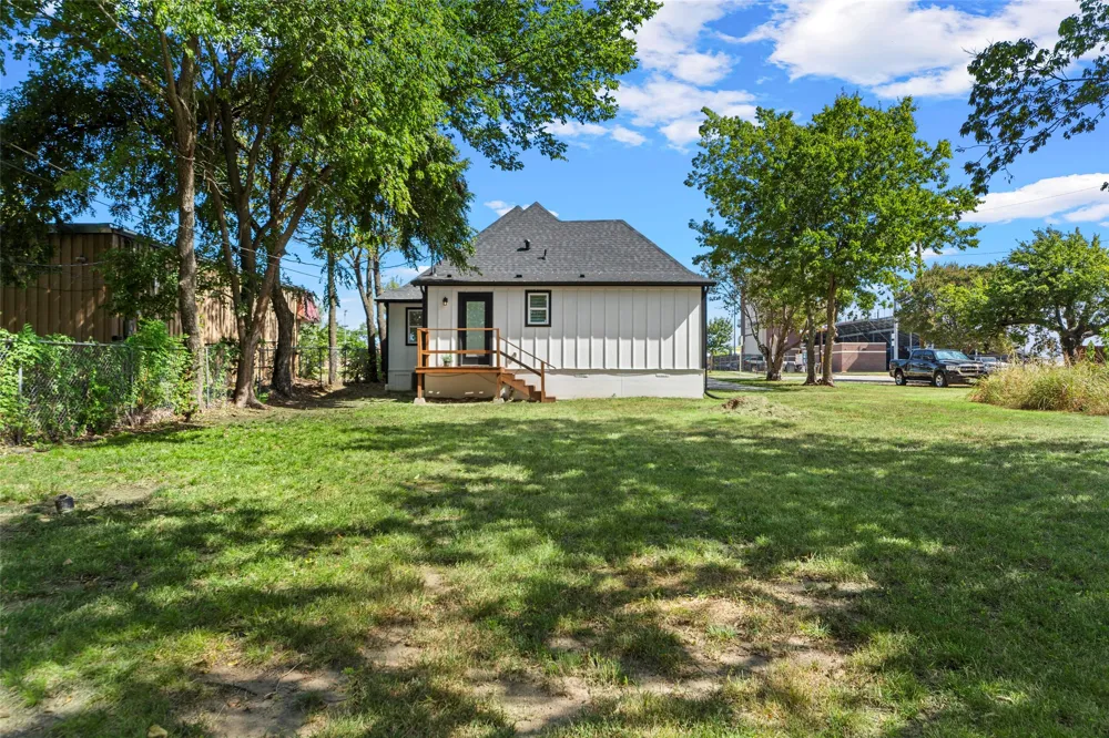 400 W Morgan Street Denison, TX 75020