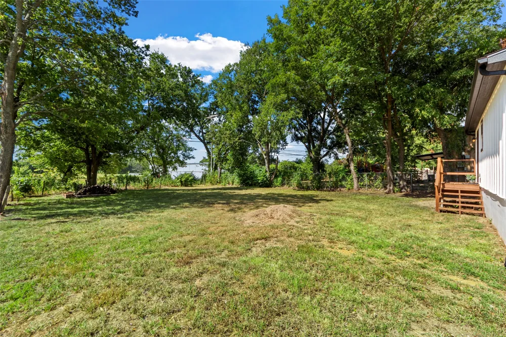 400 W Morgan Street Denison, TX 75020
