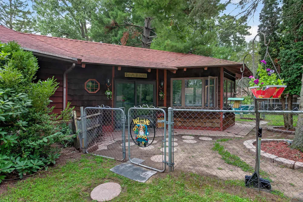 1916 Ackerson Lake Road Jackson, MI 49201