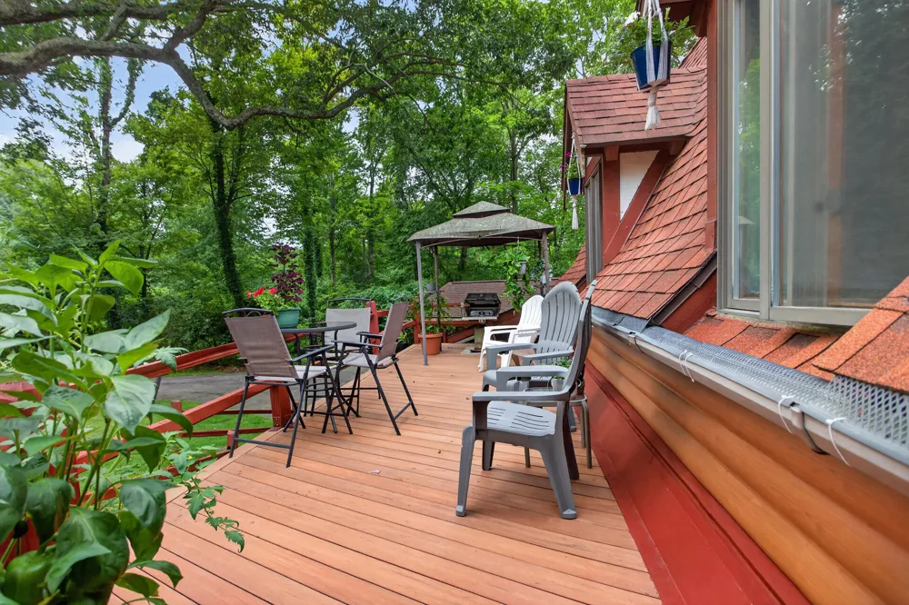 1916 Ackerson Lake Road Jackson, MI 49201