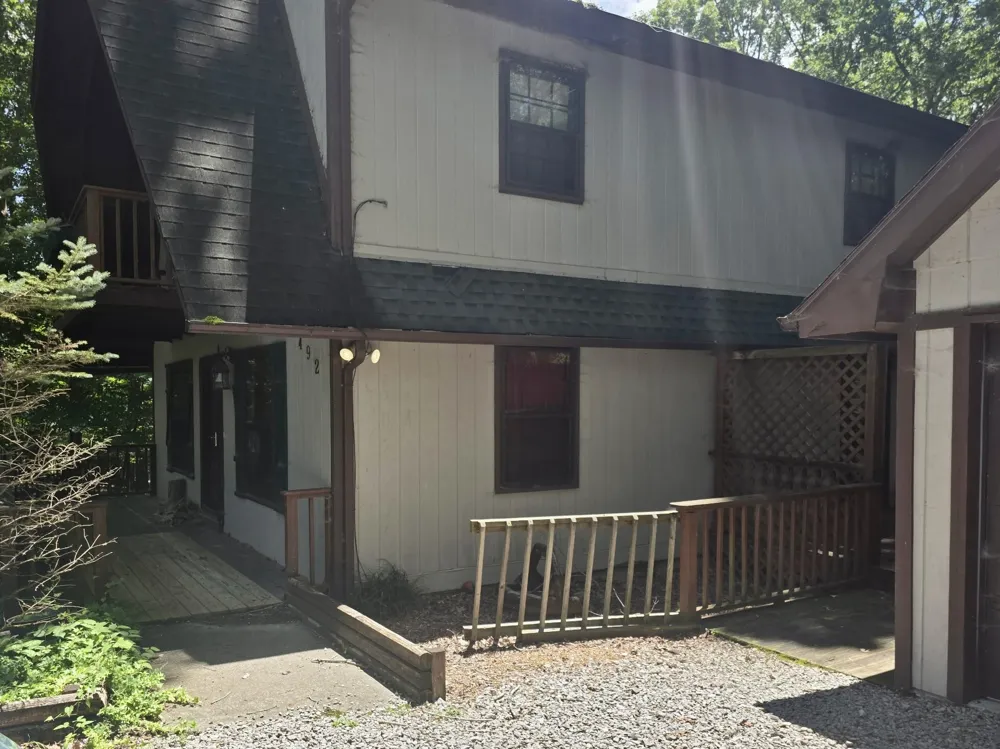 492 Lakeview St Estill Springs, TN 37330