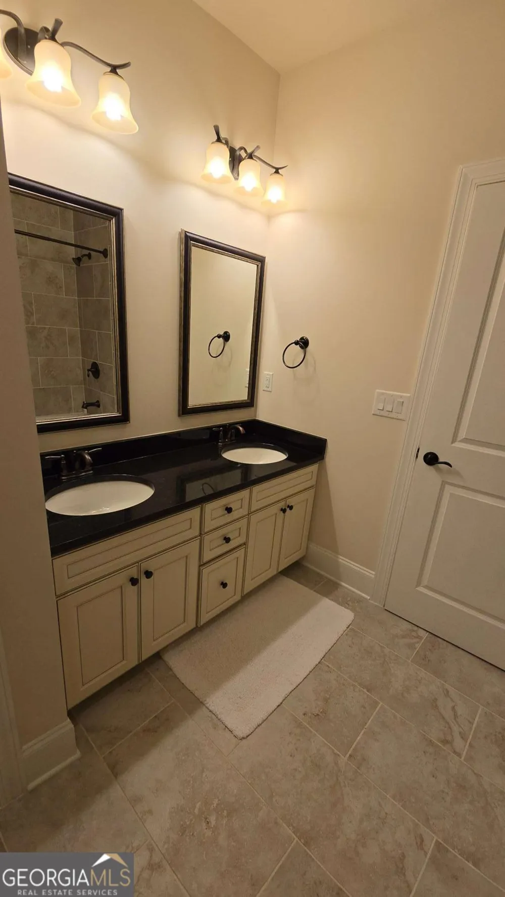112 Austin DR Sandy Springs, GA 30328