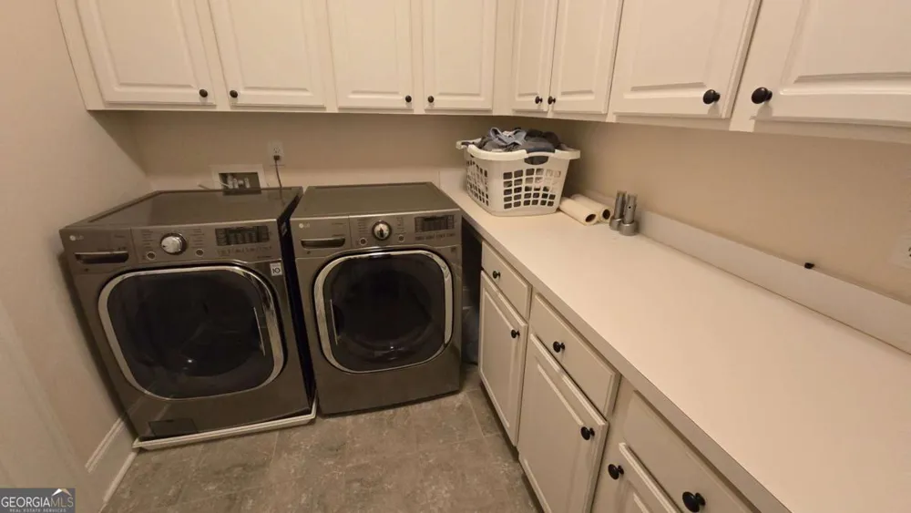 112 Austin DR Sandy Springs, GA 30328