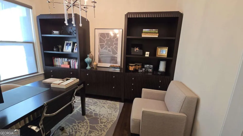 112 Austin DR Sandy Springs, GA 30328