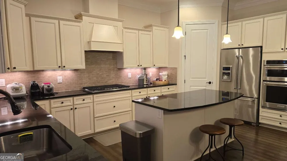 112 Austin DR Sandy Springs, GA 30328