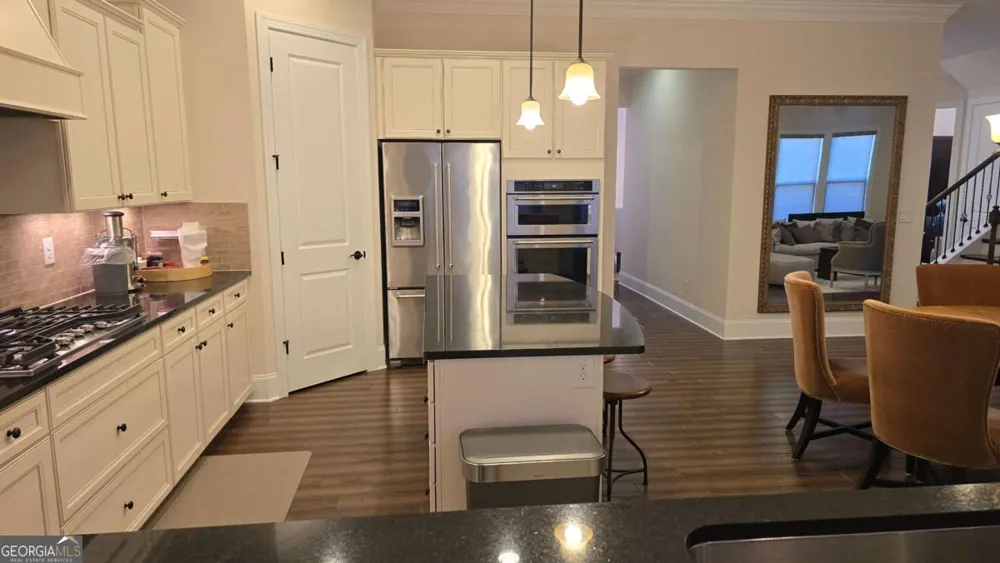 112 Austin DR Sandy Springs, GA 30328