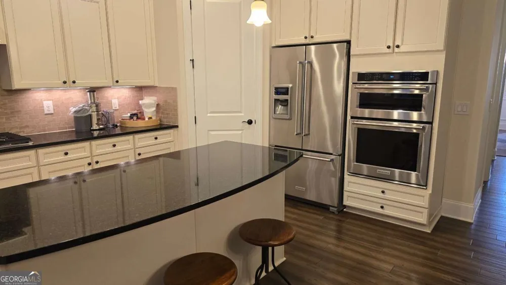 112 Austin DR Sandy Springs, GA 30328