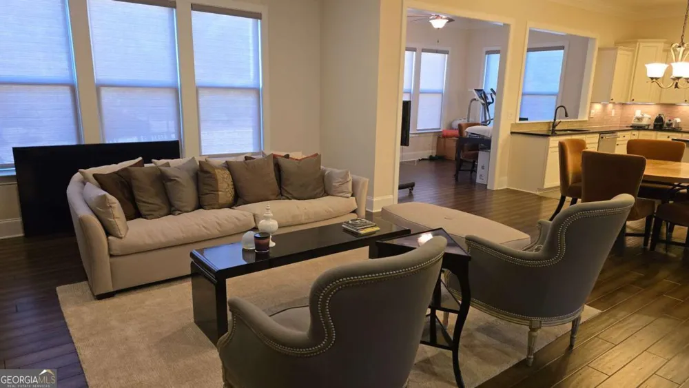 112 Austin DR Sandy Springs, GA 30328