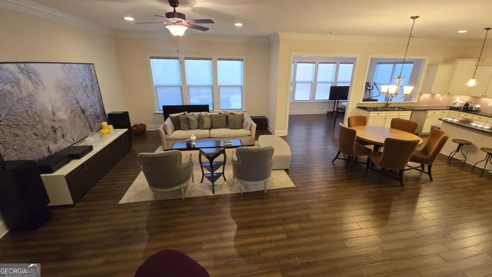 112 Austin DR Sandy Springs, GA 30328