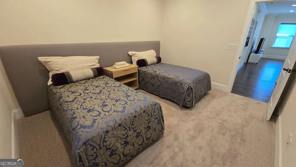 112 Austin DR Sandy Springs, GA 30328