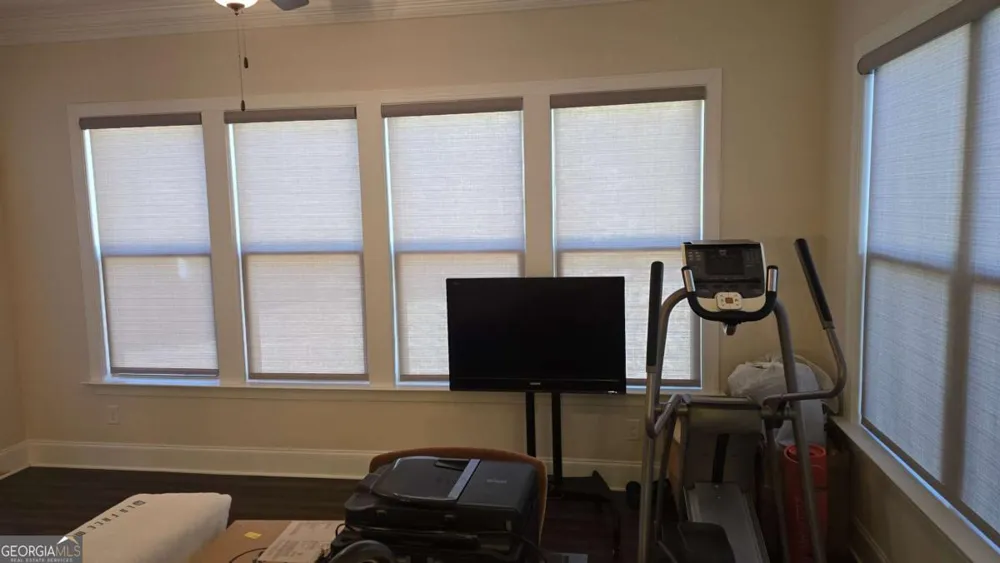 112 Austin DR Sandy Springs, GA 30328