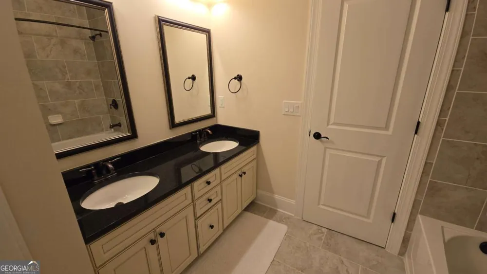112 Austin DR Sandy Springs, GA 30328