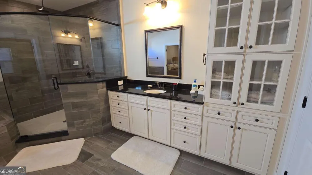 112 Austin DR Sandy Springs, GA 30328