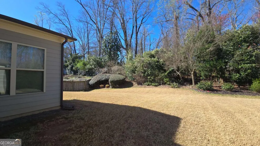 112 Austin DR Sandy Springs, GA 30328