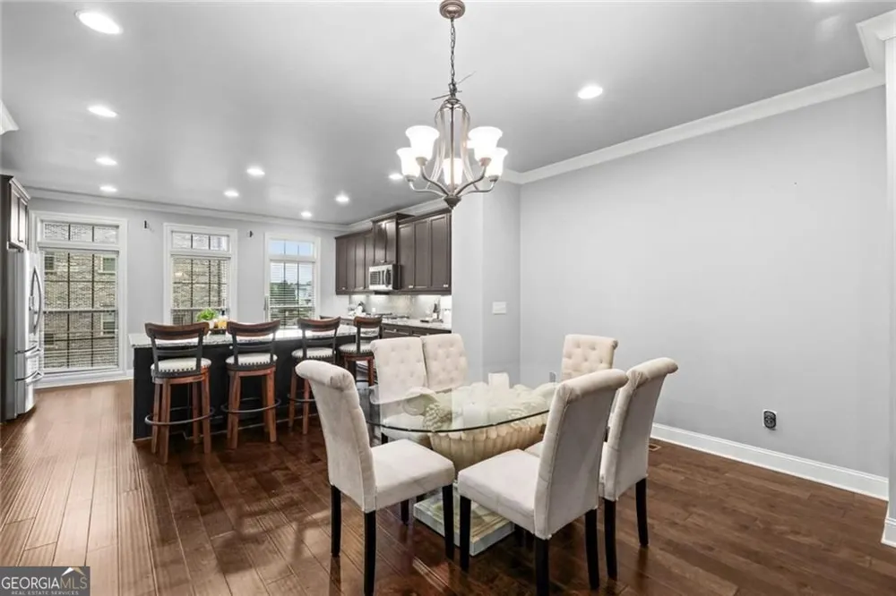 1044 Township SQ Alpharetta, GA 30022