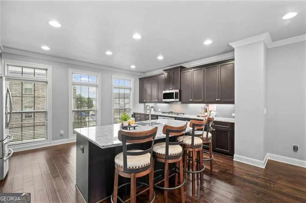 1044 Township SQ Alpharetta, GA 30022