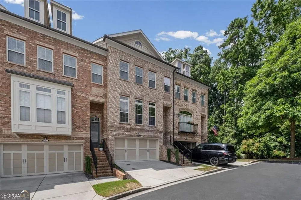 1044 Township SQ Alpharetta, GA 30022