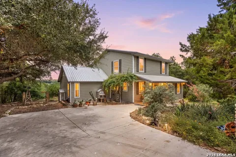 707 APPALOOSA DR