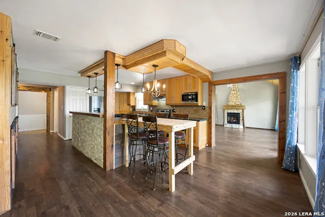 707 APPALOOSA DR Fischer, TX 78623