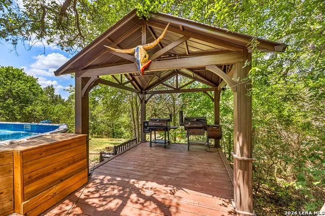 707 APPALOOSA DR Fischer, TX 78623